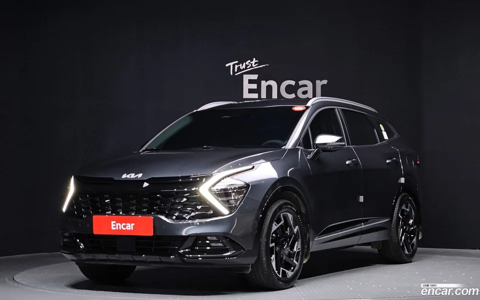 Kia Sportage 1.6 2WD 2023 — фото 1, купить с доставкой в Москву