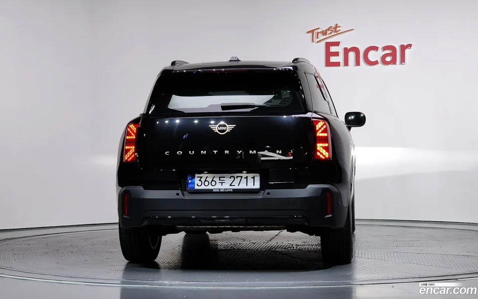 MINI Cooper S Countryman ALL4 2024 — миниатюра 4