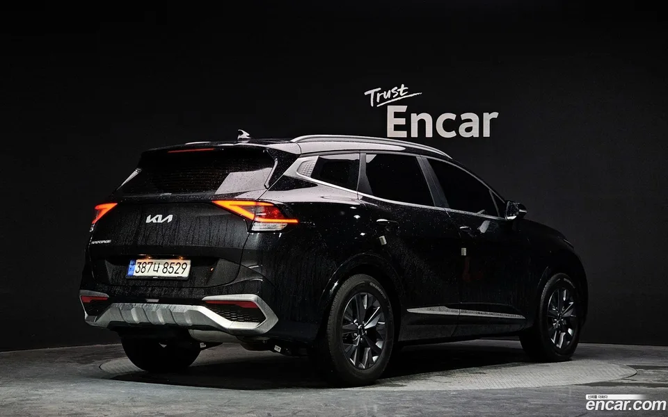 Kia Sportage 2.0 2WD 2022 — миниатюра 2