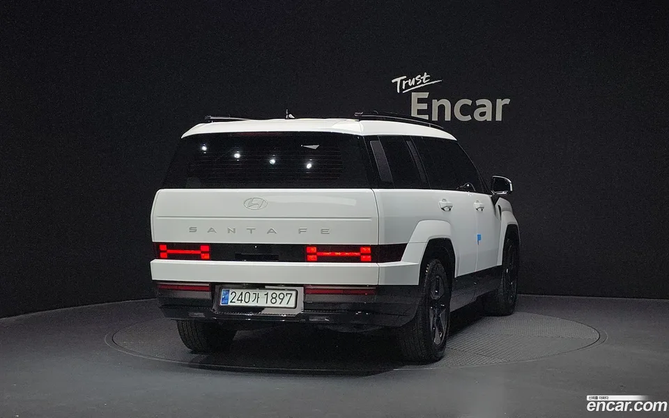 Hyundai SantaFe HEV 1.6 2WD 2023 — миниатюра 4