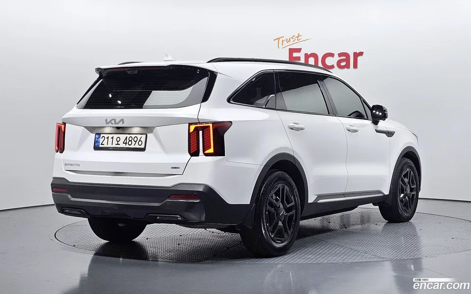 Kia Sorento HEV 1.6 2WD 2023 — миниатюра 2