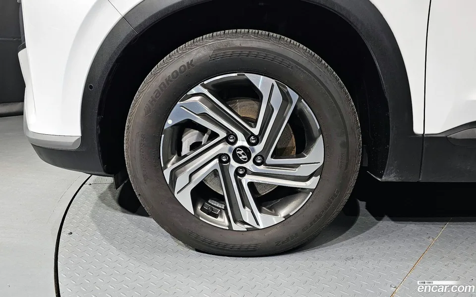 Hyundai SantaFe 2.5T 2WD 2022 — миниатюра 5