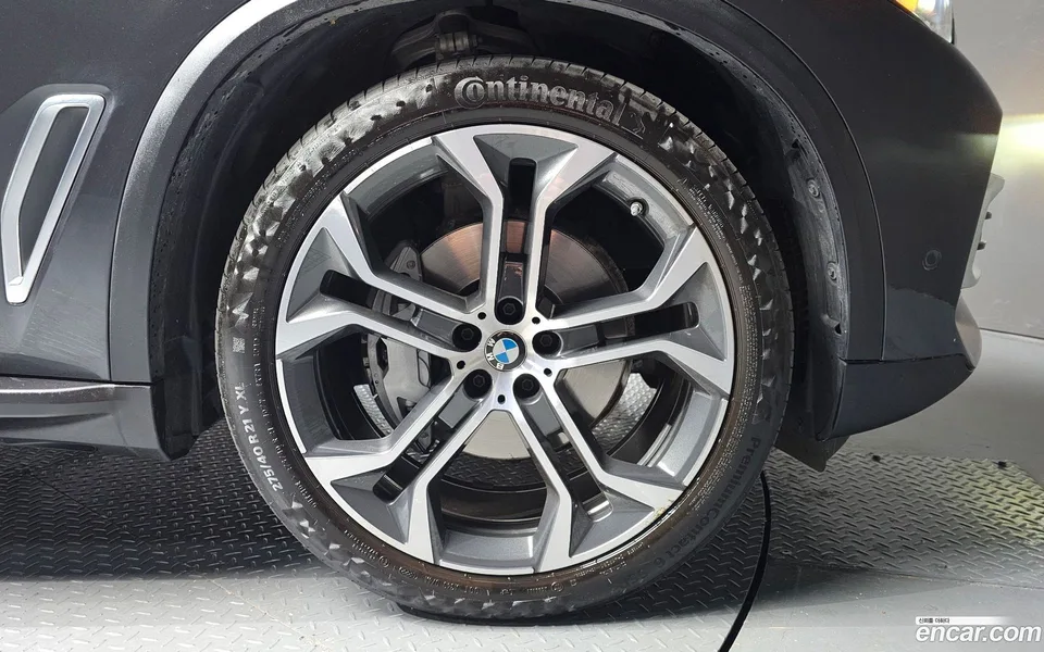 BMW X5 xDrive 30d xLine 2022 — миниатюра 5