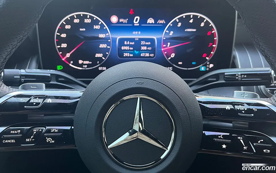Mercedes-Benz GLC-Class GLC300 4MATIC 2025 — миниатюра 2