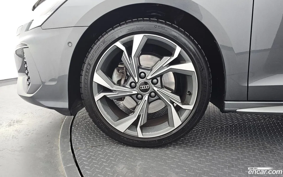 Audi A3 (8Y) 40 TFSI 2023 — миниатюра 5