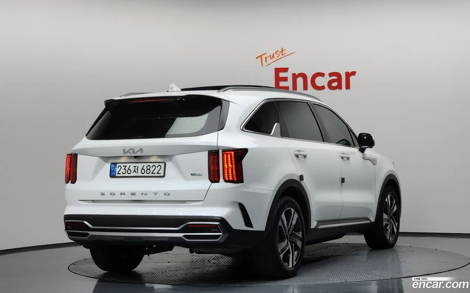Kia Sorento HEV 1.6 2WD 2022 — миниатюра 2