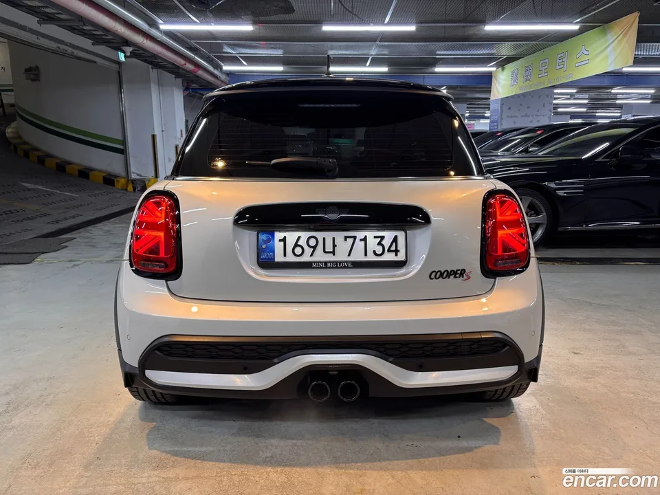 MINI Cooper S 2022 — миниатюра 4