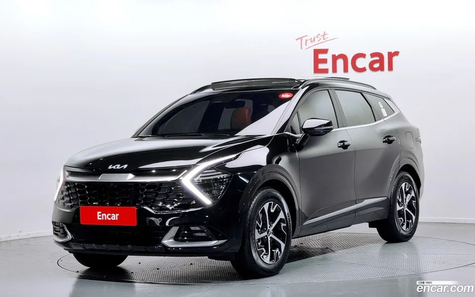 Kia Sportage Hybrid 4WD 2022 — фото 1, купить с доставкой в Москву