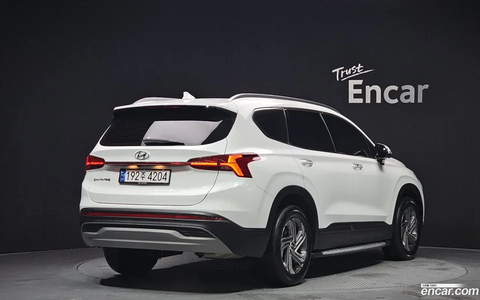 Hyundai Santa Fe 2.5T 2WD 2023 — миниатюра 2