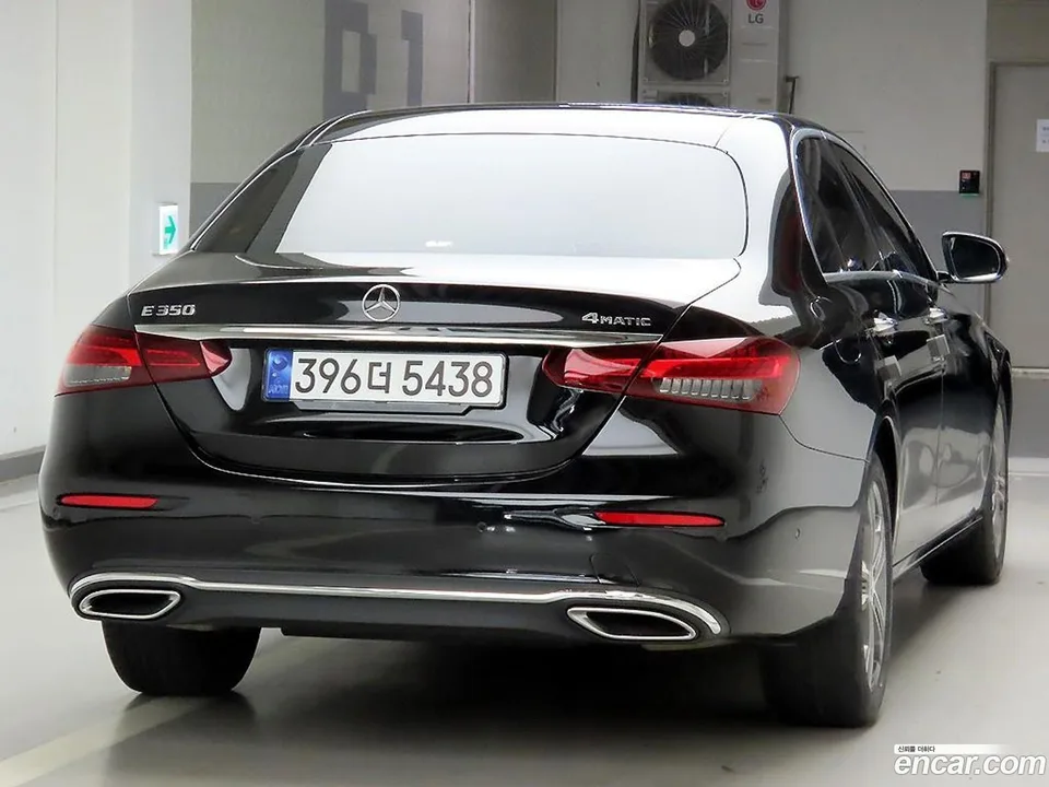 Mercedes-Benz E-Class E350 4MATIC 2022 — миниатюра 4