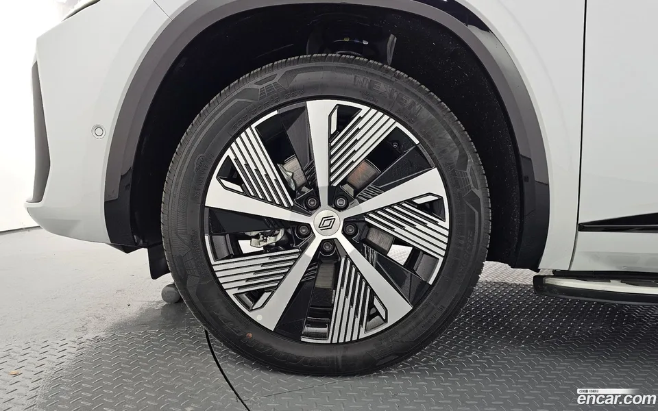 Renault Samsung Grand Koleos 1.5 E-TECH 2WD 2025 — миниатюра 5