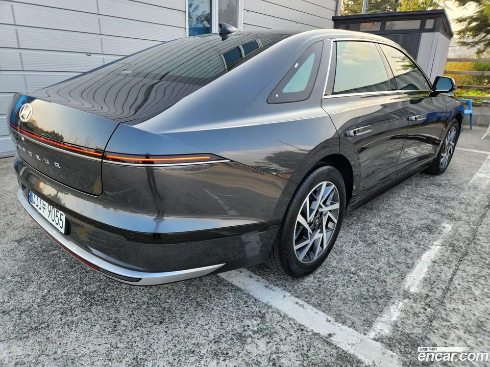 Hyundai Grandeur Hybrid 2023 — миниатюра 2