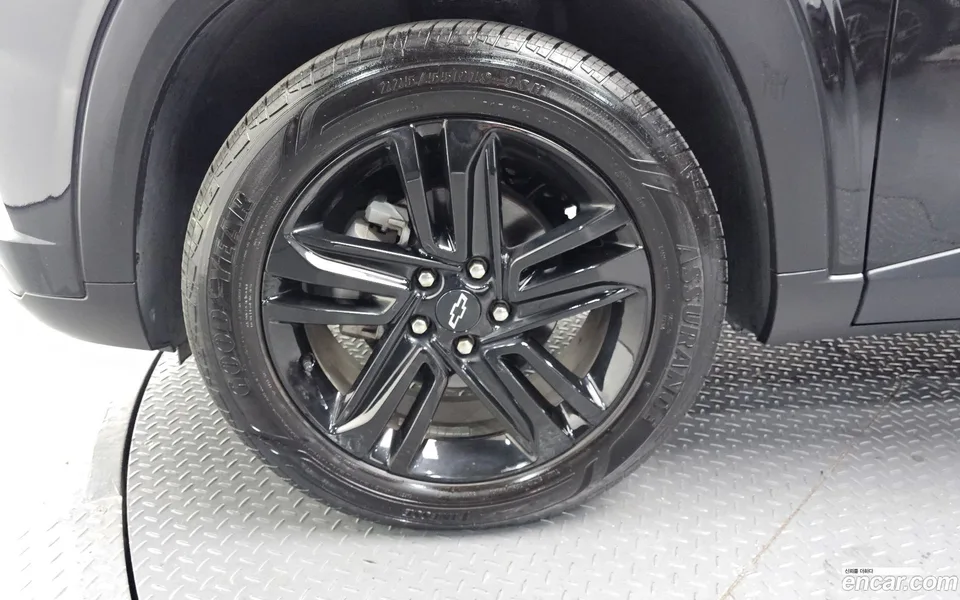 Chevrolet Trax Crossover 1.2 ACTIV 2023 — миниатюра 5