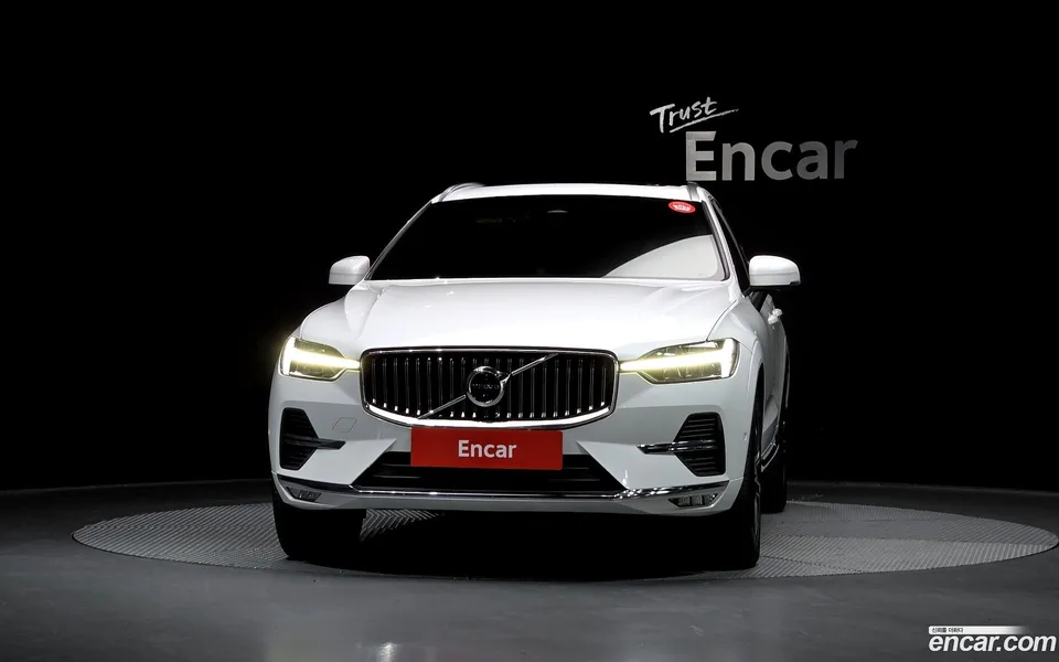 Volvo XC60 B6 2022 — миниатюра 3