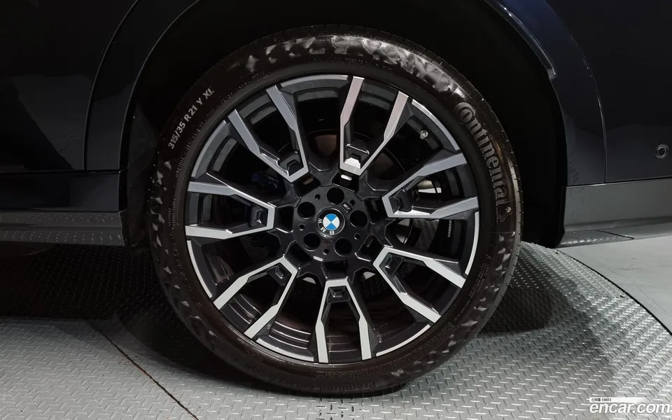 BMW X6 xDrive30d M 2025 — миниатюра 5