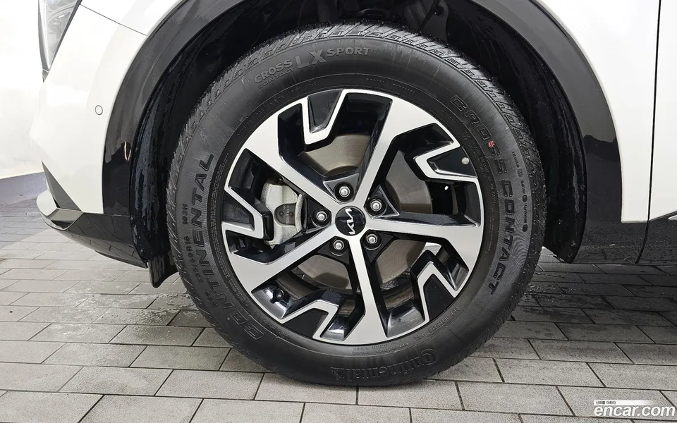 Kia Sportage Hybrid 2WD 2024 — миниатюра 5
