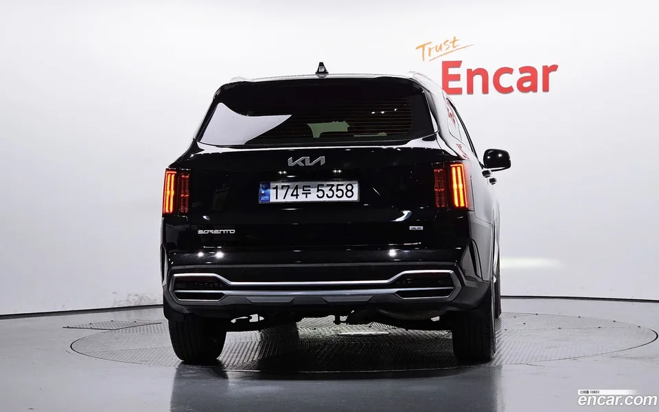 Kia Sorento 2.2 4WD 2023 — миниатюра 4