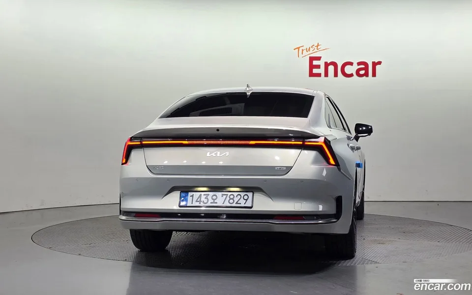 Kia K8 Hybrid 2025 — миниатюра 4