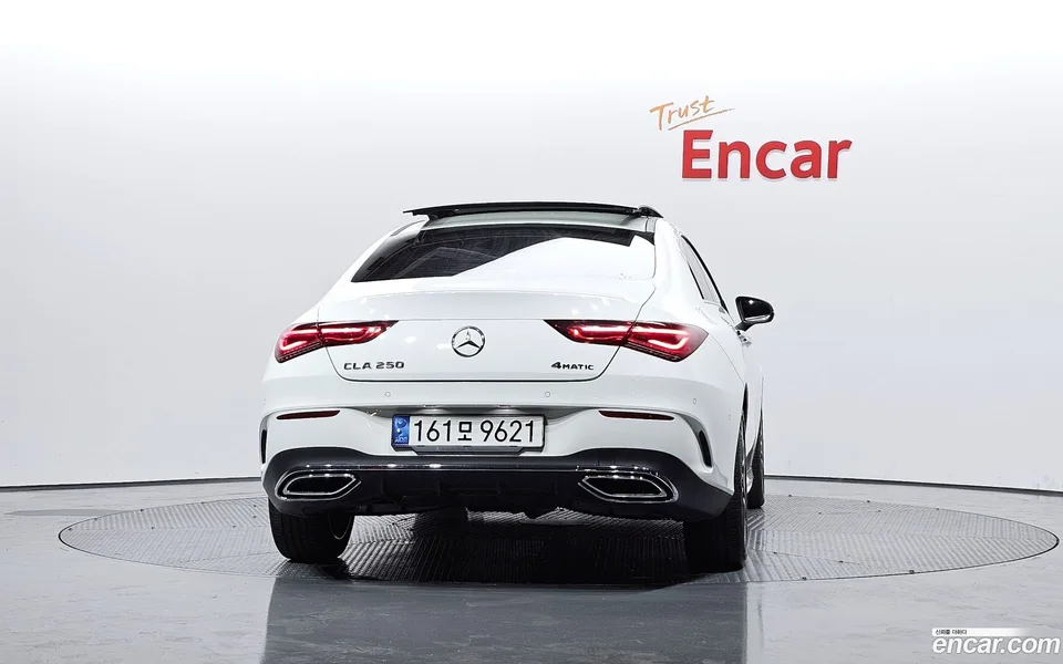 Mercedes-Benz CLA-Class CLA250 4MATIC 2022 — миниатюра 4