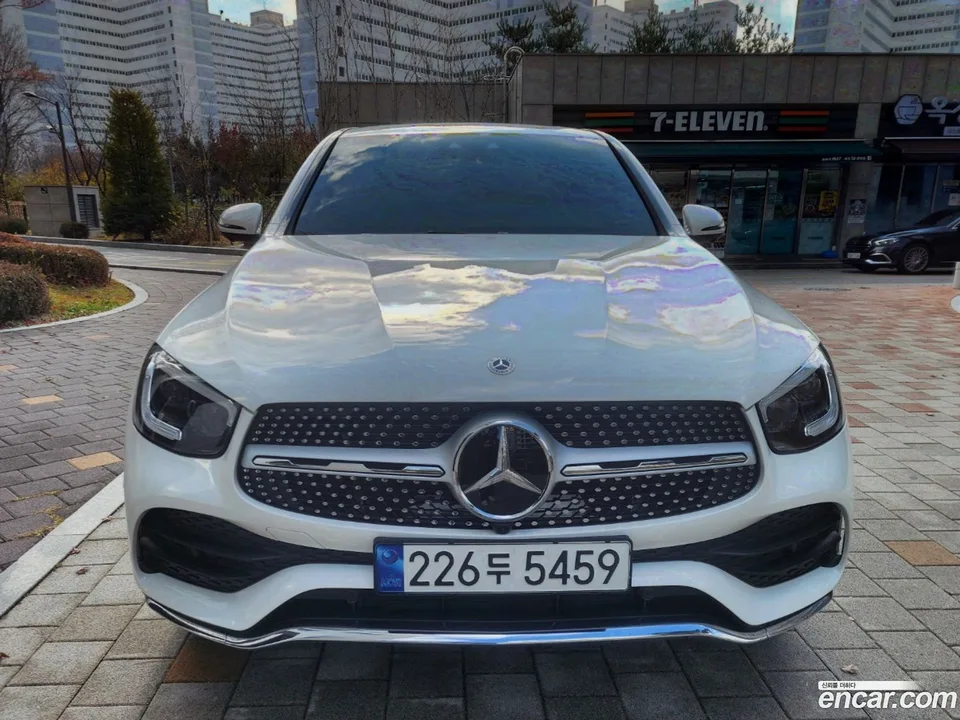 Mercedes-Benz GLC-Class GLC300 4MATIC 2023 — миниатюра 2