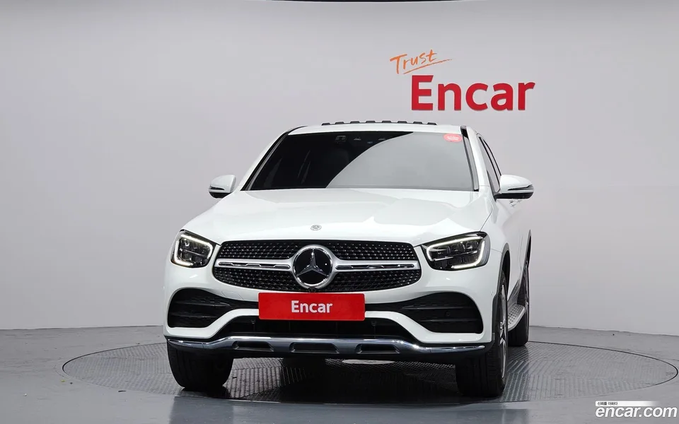 Mercedes-Benz GLC-Class GLC300e 4MATIC 2023 — миниатюра 3