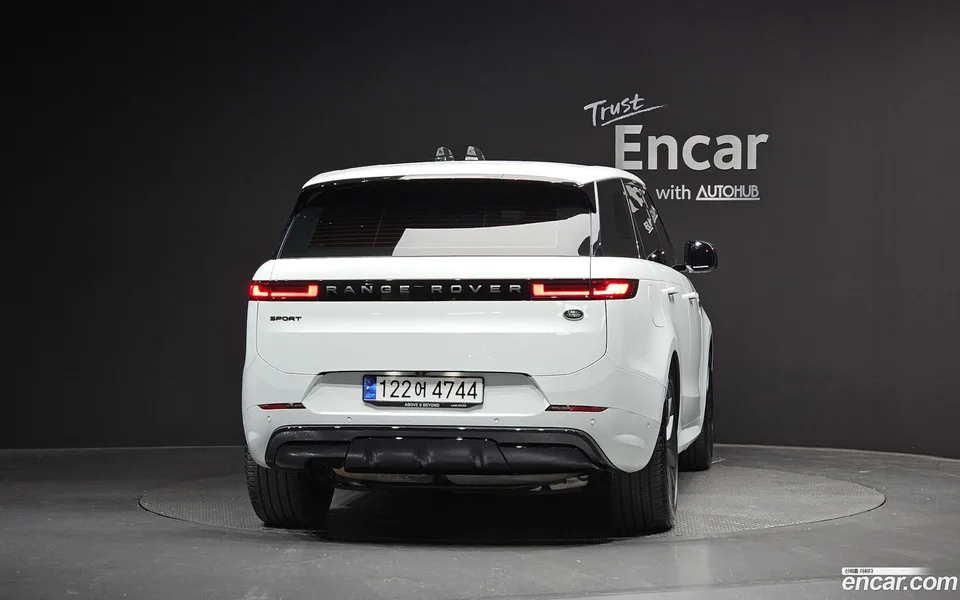 Land Rover Range Rover Sport D300 HSE 2023 — миниатюра 4
