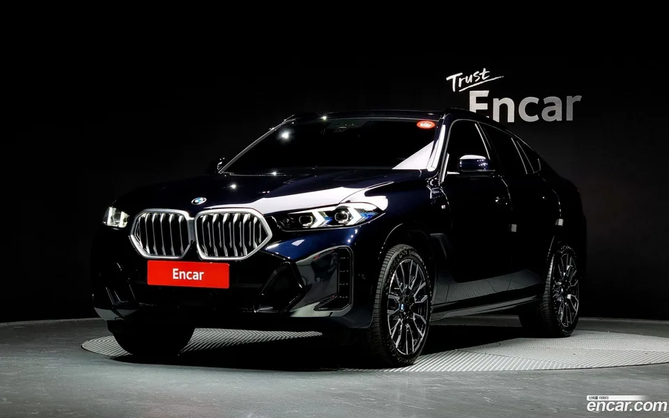 BMW X6 xDrive30d M 2025 — фото 1, купить с доставкой в Москву