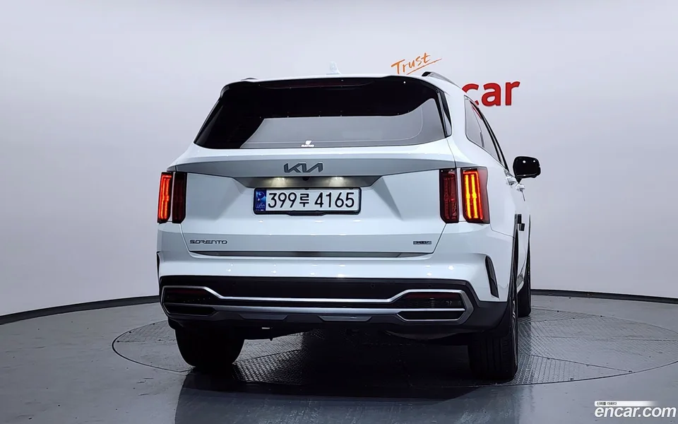 Kia Sorento HEV 1.6 2WD 2023 — миниатюра 4