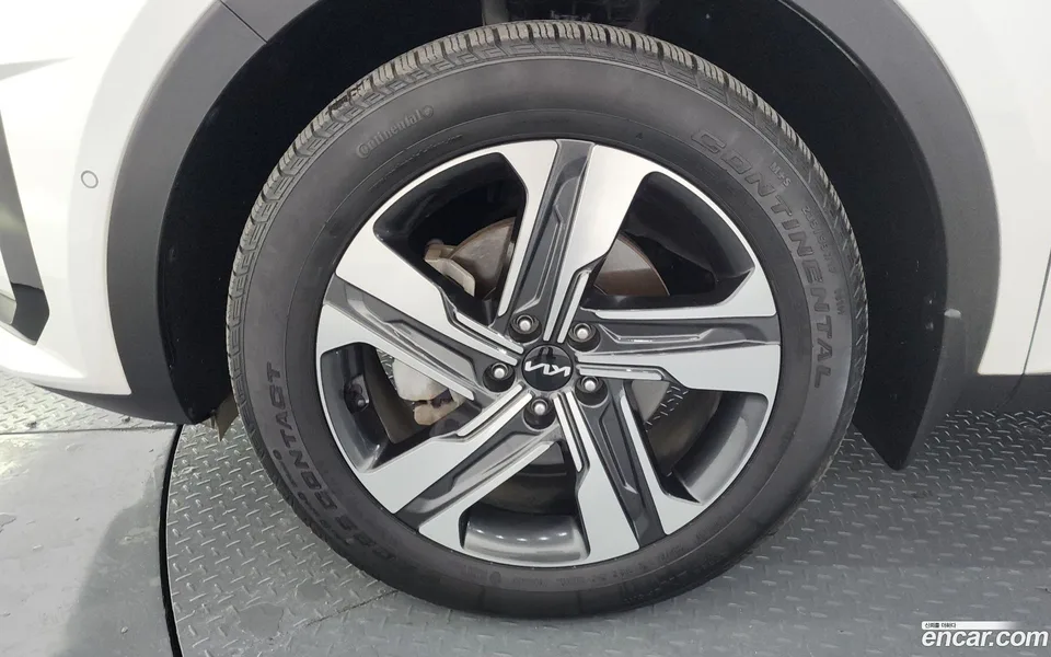 Kia Sorento HEV 1.6 2WD 2023 — миниатюра 5