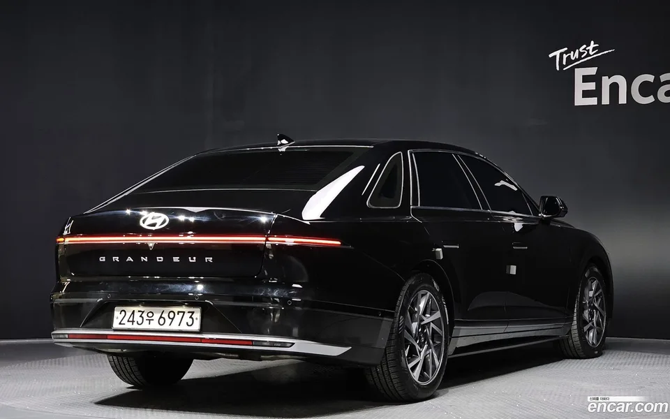 Hyundai Grandeur 3.5 2WD 2023 — миниатюра 2