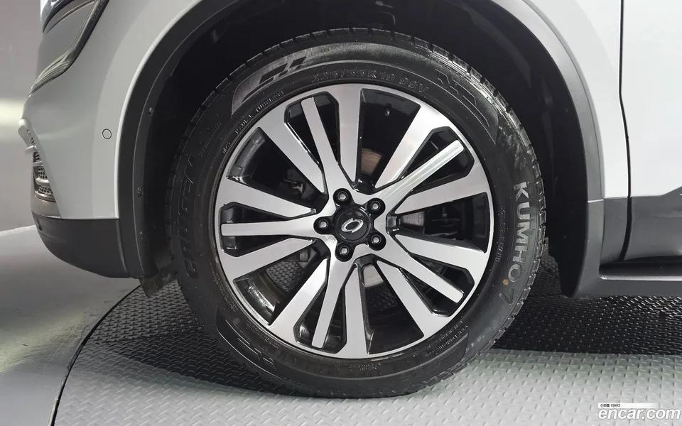 Renault Samsung QM6 2.0 LPe 2WD 2022 — миниатюра 5