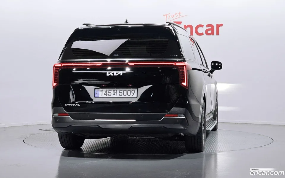 Kia Carnival 7 2023 — миниатюра 4