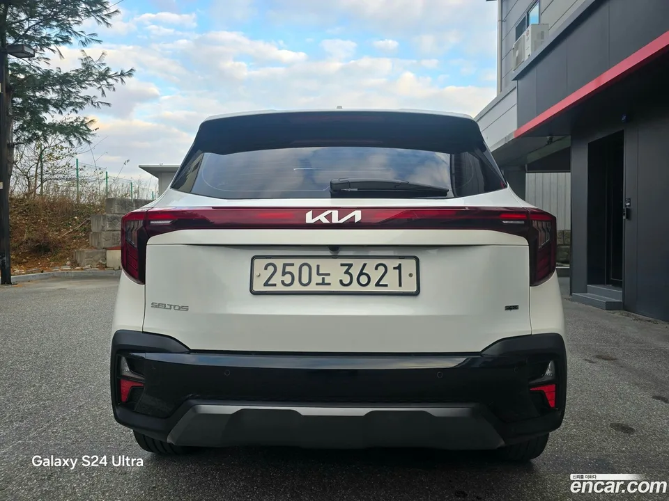 Kia Seltos 1.6 4WD 2023 — миниатюра 4