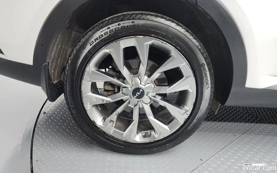 Kia Sorento 2.2 2WD 2023 — миниатюра 5