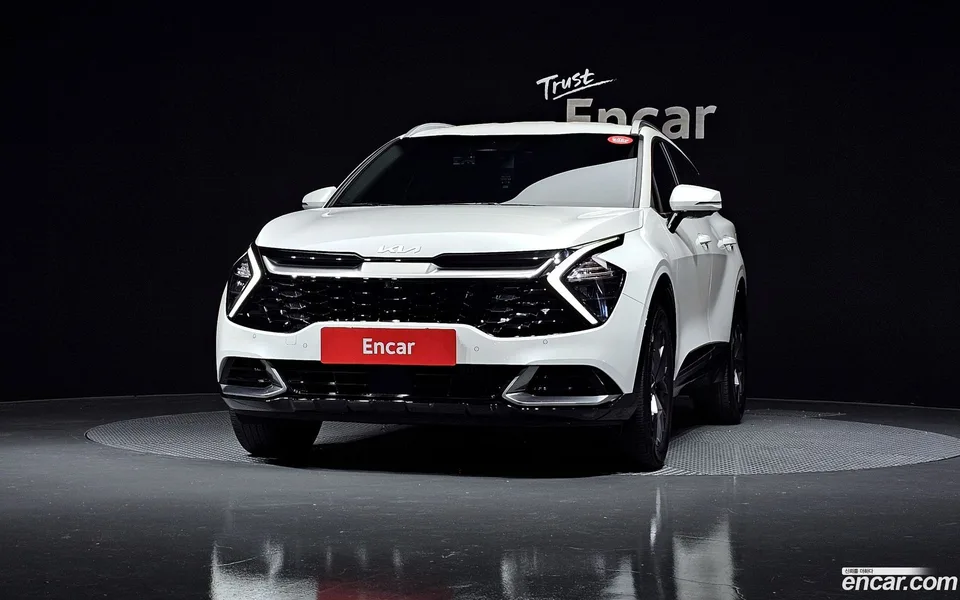 Kia Sportage 1.6 2WD 2023 — миниатюра 3