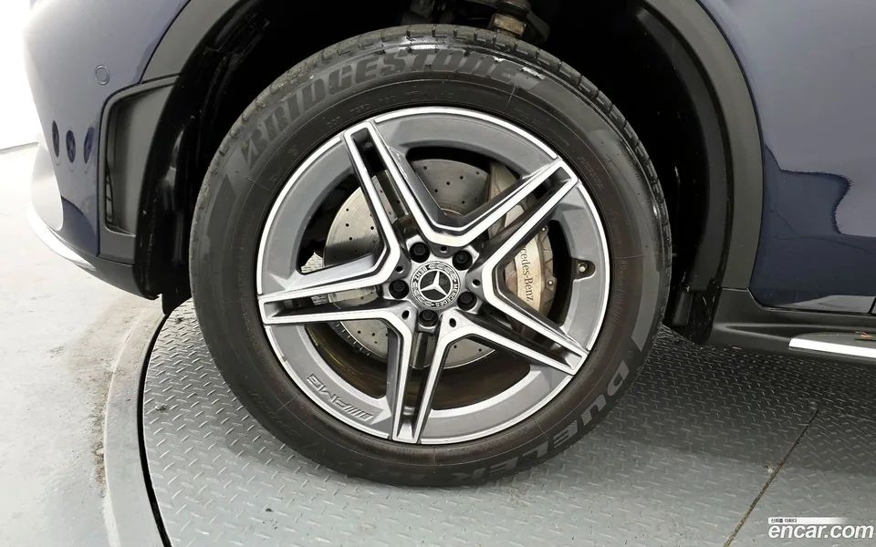 Mercedes-Benz GLC-Class GLC300e 4MATIC 2022 — миниатюра 5