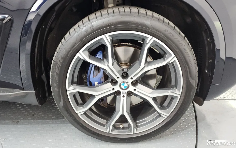 BMW X5 xDrive 40i M 2024 — миниатюра 5