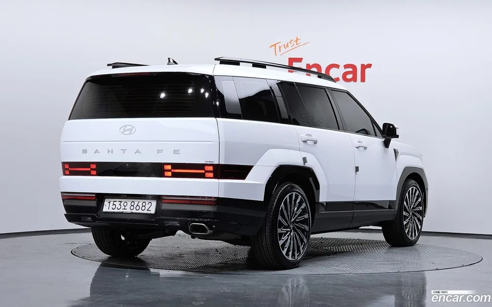 Hyundai SantaFe 2.5T 4WD 2023 — миниатюра 2