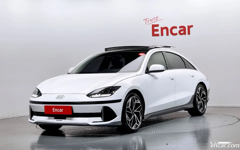Hyundai Ioniq 6 2022 — фото 1, купить с доставкой в Москву