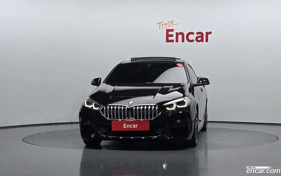 BMW 2 Series Gran Coupe 220i M 2022 — миниатюра 3