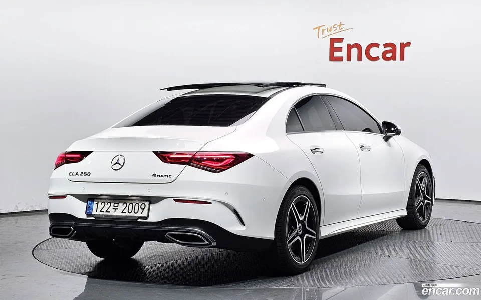 Mercedes-Benz CLA-Class CLA250 4MATIC 2022 — миниатюра 2