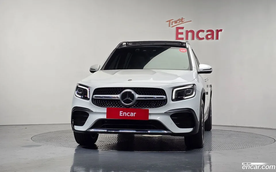 Mercedes-Benz GLB-Class GLB250 4MATIC 2022 — миниатюра 3