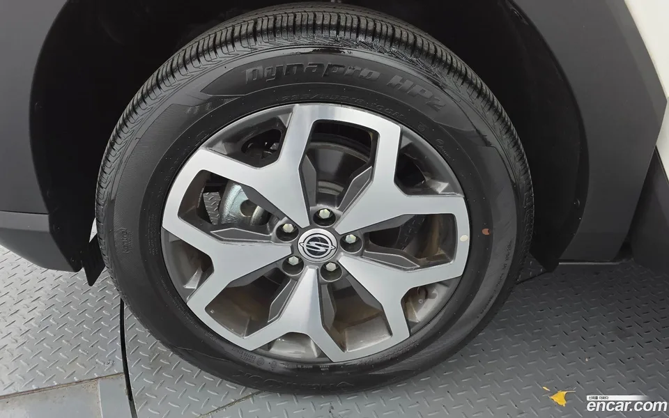 KG Mobility Torres 1.5 2WD 2023 — миниатюра 5