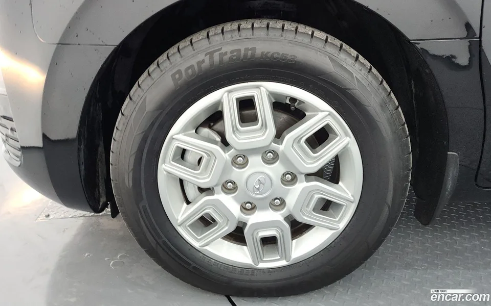 Hyundai Staria 4WD () 2023 — миниатюра 5