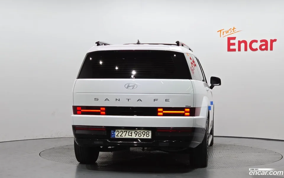 Hyundai SantaFe HEV 1.6 4WD 2023 — миниатюра 4