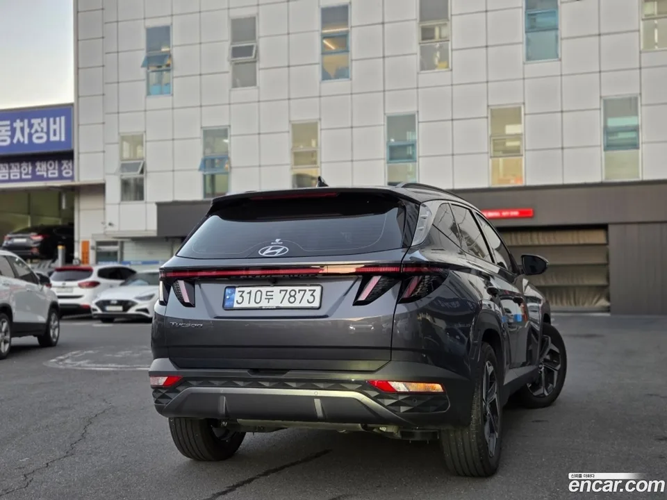 Hyundai Tucson 1.6 2WD 2023 — миниатюра 3