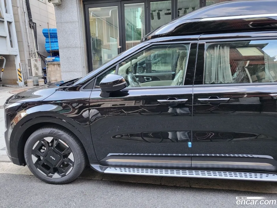 Kia Carnival HEV 9 2025 — миниатюра 2