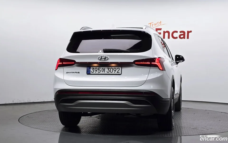 Hyundai SantaFe 2.2 2WD 2023 — миниатюра 4