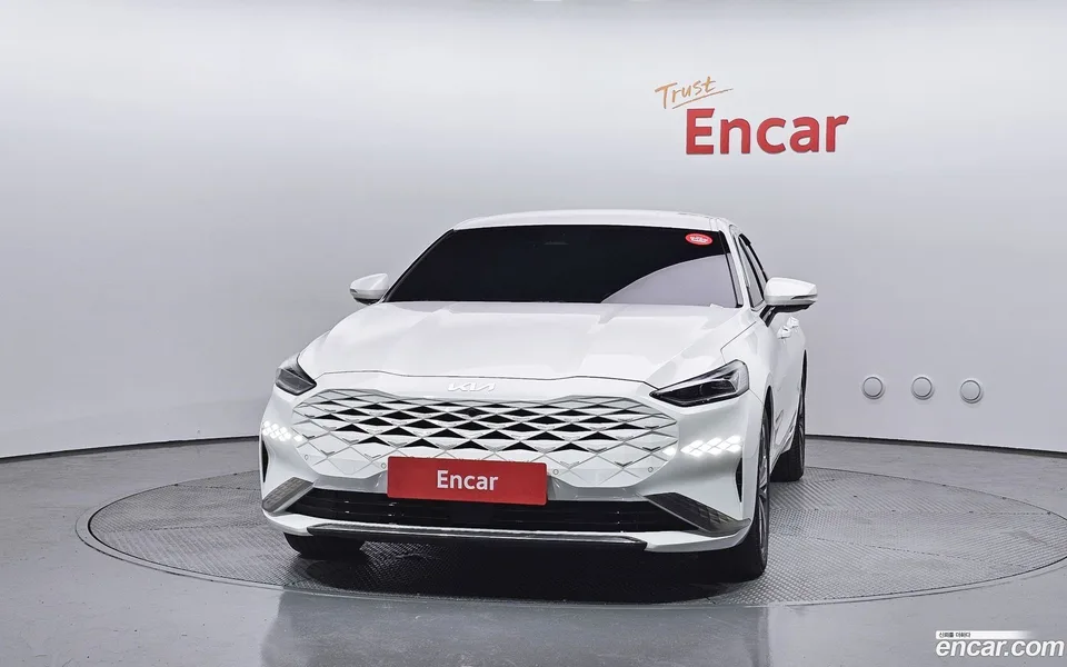 Kia K8 Hybrid 2023 — миниатюра 3