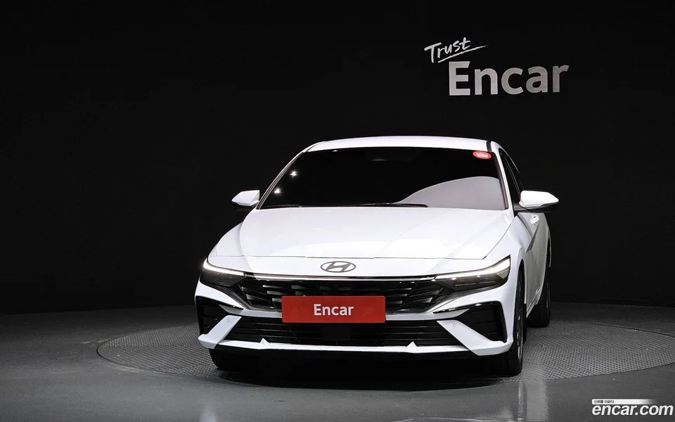 Hyundai Avante CN7 Hybrid 2025 — миниатюра 3